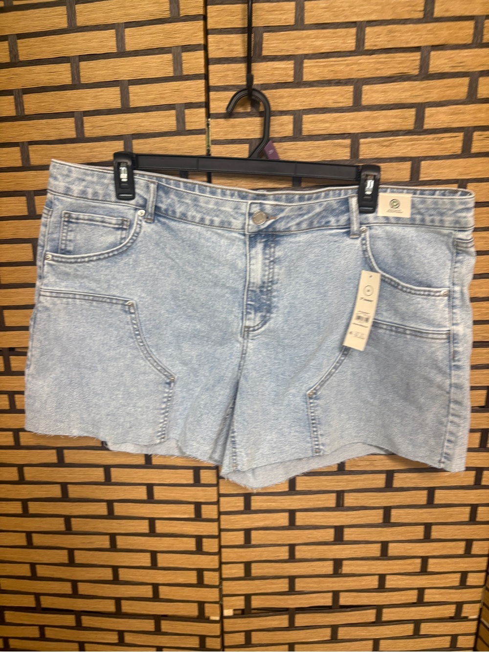 No boundaries Jean shorts size 20